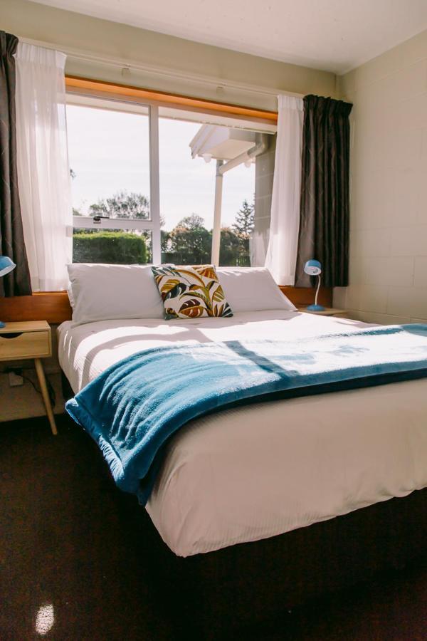 Flaxbourne Motels Ward Экстерьер фото